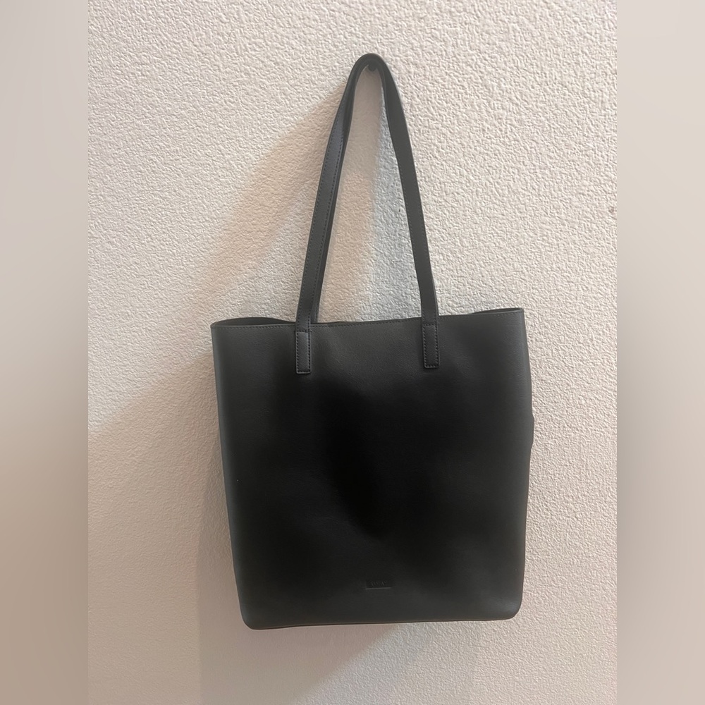 Away Longitude Italian Leather Tote in Black